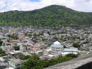 pohled na Port Louis z Fort Adelaine - z výletu